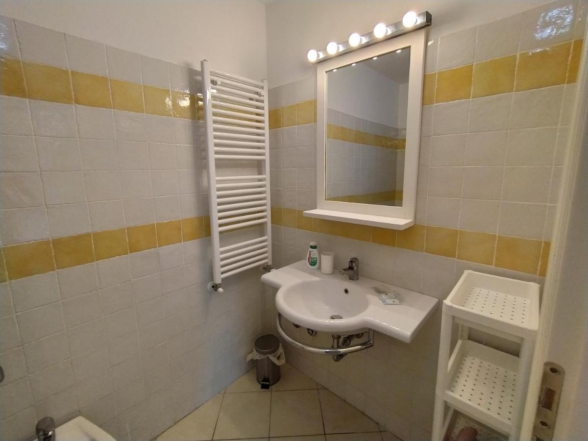 Dorothea House Apartment Levanto Exterior photo